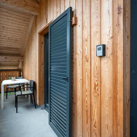 Apartment Mountain Paradise Golte